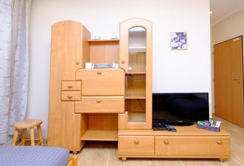 غرفة قياسية حمام مشترك, Vila24 Levice