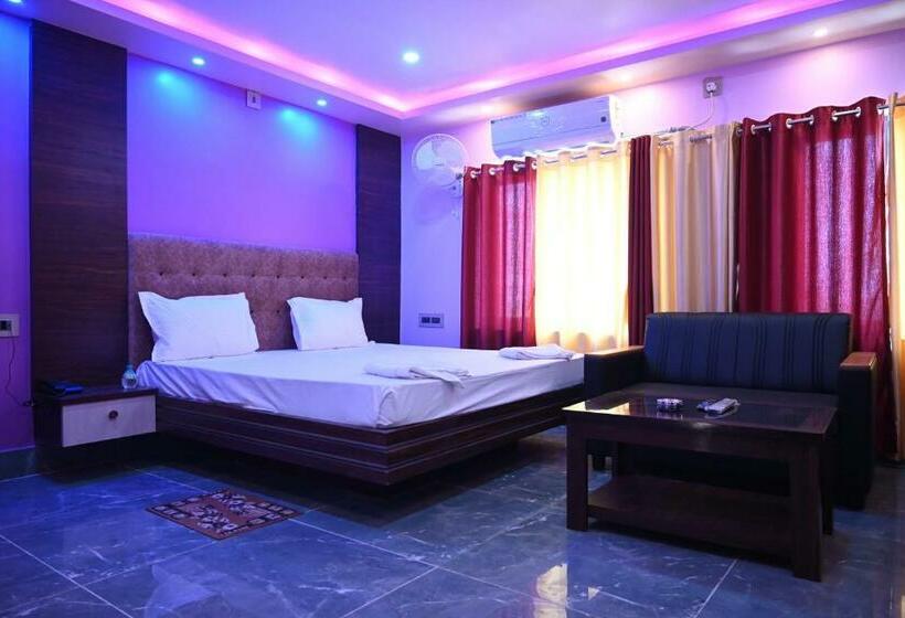 Номер Deluxe, Tulusi Inn