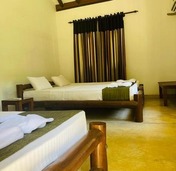 اتاق لوکس با چشم‌انداز باغ, The Mastodon Valley Safari Resort