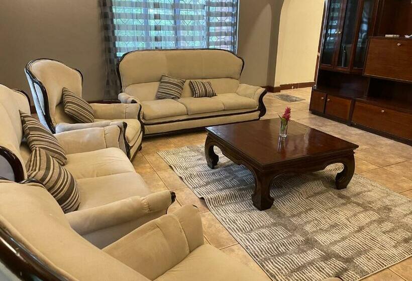 패밀리 룸 가든 전망, Wag Hill Homestay