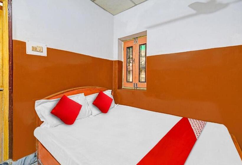 Номер Стандарт, Oyo Flagship 81060 Tulsi Inn