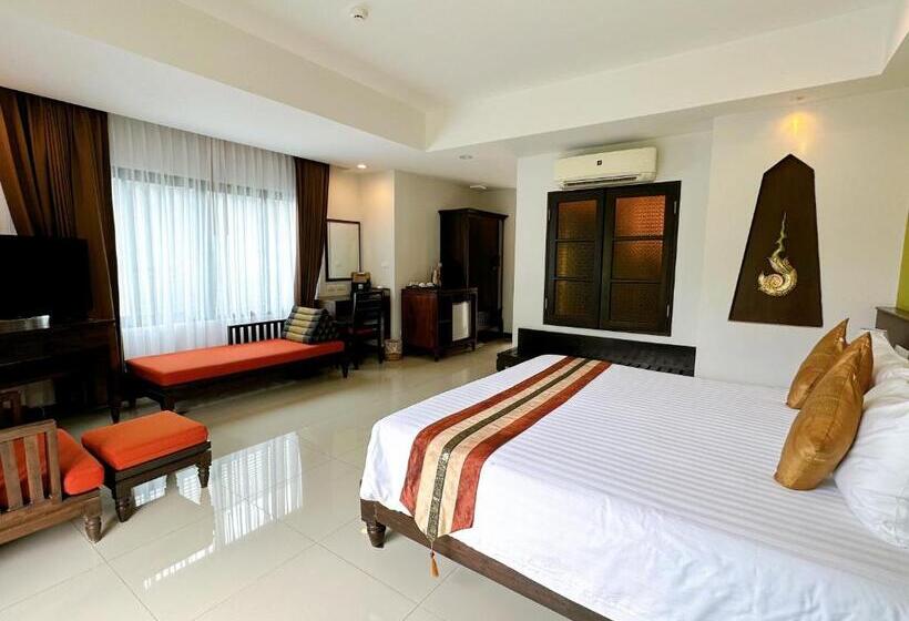 Номер Superior, Navatara Phuket Resort   Sha Extra Plus