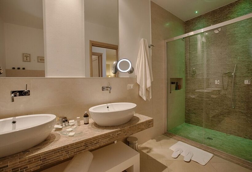 اتاق پرستیژ, Masseria Tenuta Specolizzi