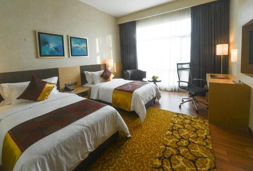 اتاق سوپریور با تخت بزرگ, The Light Hotel Penang