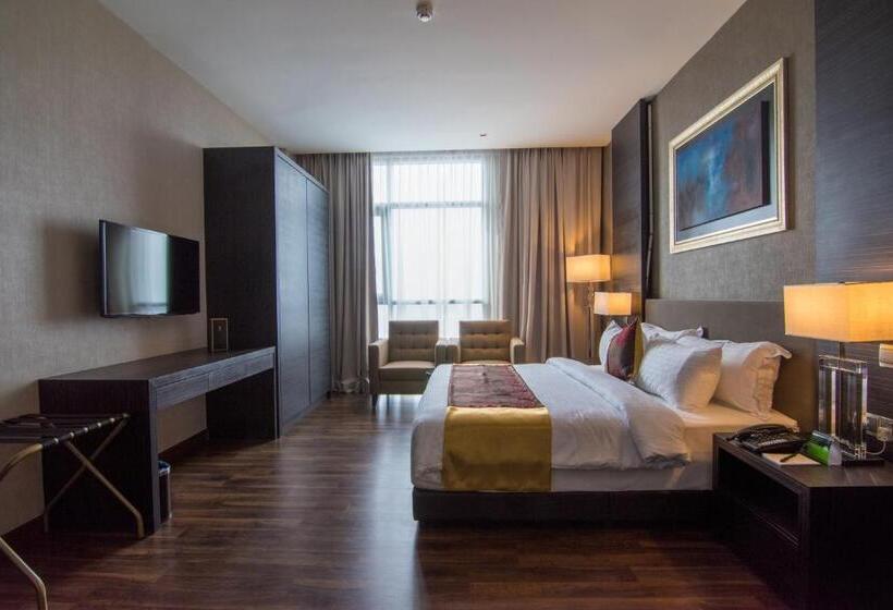 سوئیت 2 خوابه, The Light Hotel Penang
