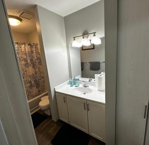 Номер Дюплекс, Glamour Homes With Balcony View, Free Champagne, Parking Next To Major Attractions