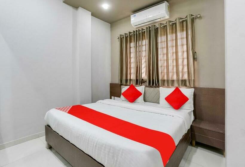 三人经典房间, Flagship  Parishram Inn