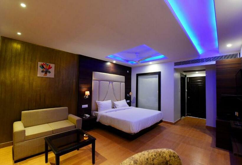 스탠다드 룸 킹사이즈 침대, Nature Mountain Valley View Resort    A Four Star Luxury Resort