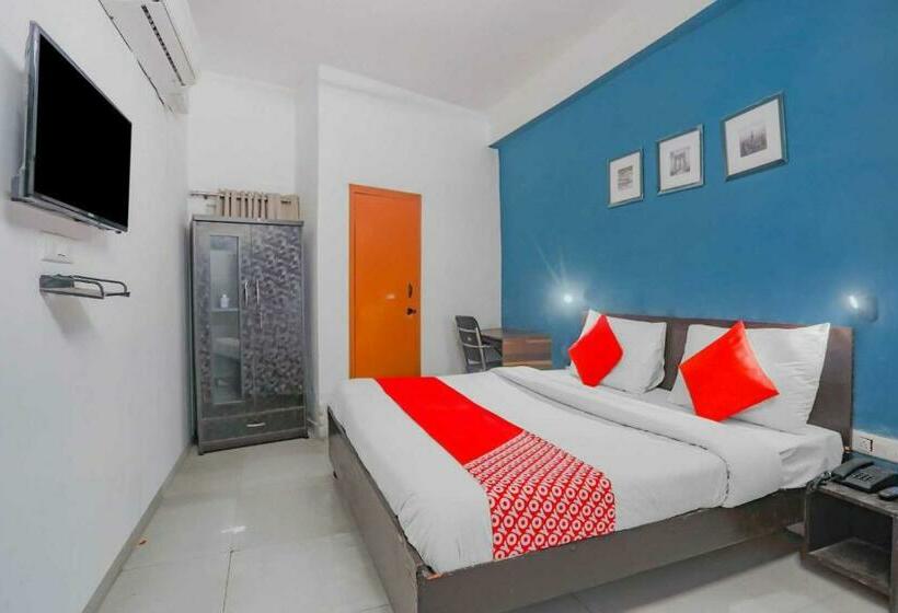 Трехместный Номер Классика, Flagship Hotel New Noida Empire