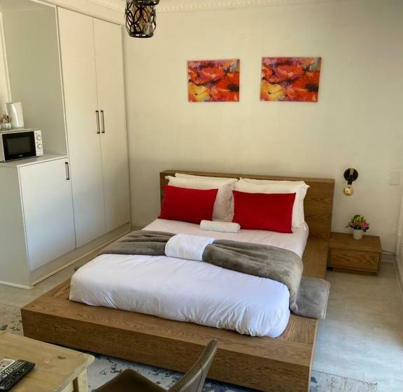 Номер Стандарт, Lodge At Nyala