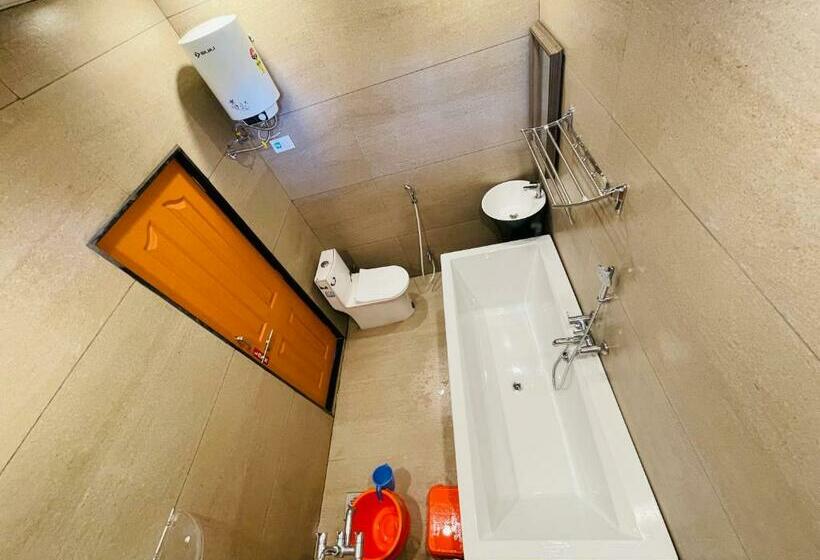 Люкс с Балконом, Natural Resort Panhala