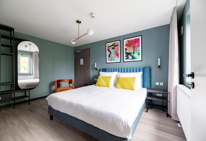 , Numa L Saga Apartments