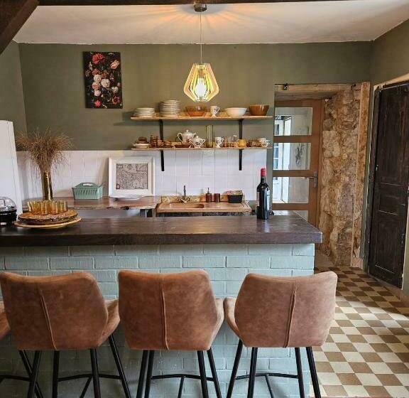 Номер Deluxe, Le Moulin En Route 2