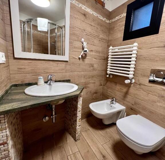 غرفة أساسية, Casa Zeffirino