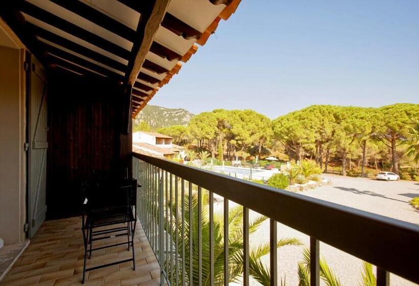 Номер Комфорт, Auberge Val Moureze Hôtel & Spa