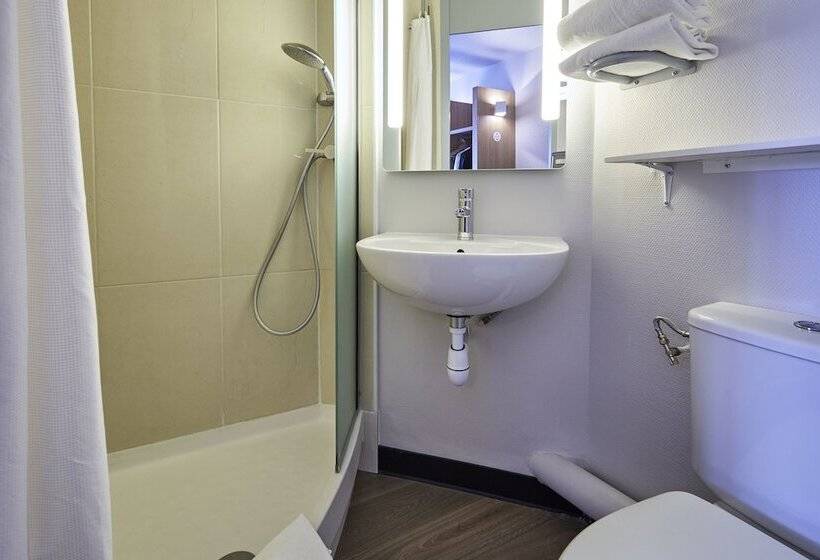 4인용 스탠다드 룸, B&b Hotel Villeneuve Loubet Plage