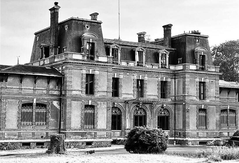 Номер Стандарт, Château De Crènille