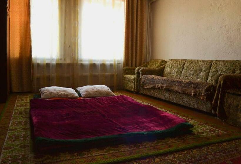 اتاق اکونومی, Guesthouse Bermet