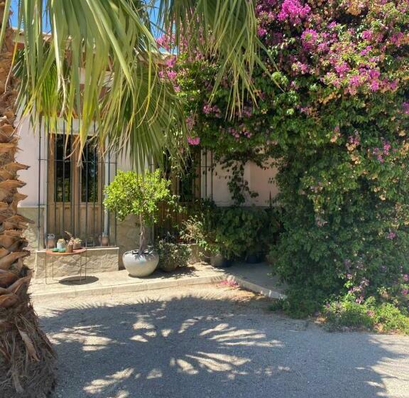 Вилла 1 Спальня Вид на Сад, Villa Entre Mer Et Montagne