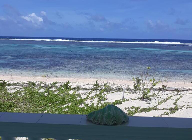 اتاق لوکس با چشم‌انداز دریا, Whitesands Beach Resort