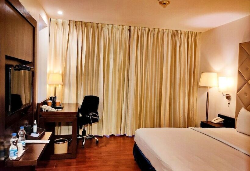 デラックスルーム, Country Inn & Suites By Radisson Bhiwadi