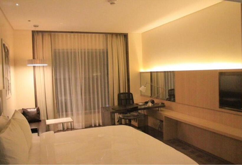 Номер Superior, Courtyard By Marriott Bilaspur