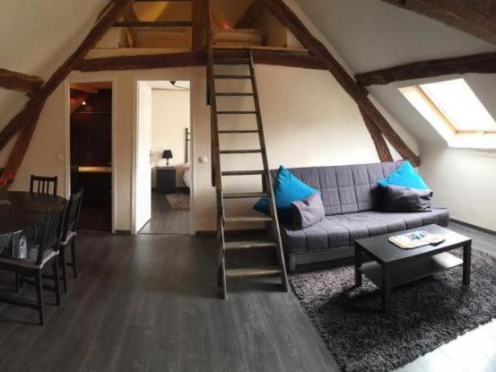 スイート, La Ferme Des Moulineaux