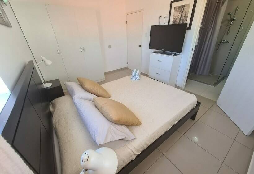 带2个卧室的高级公寓, Bubali Villa & Apartments