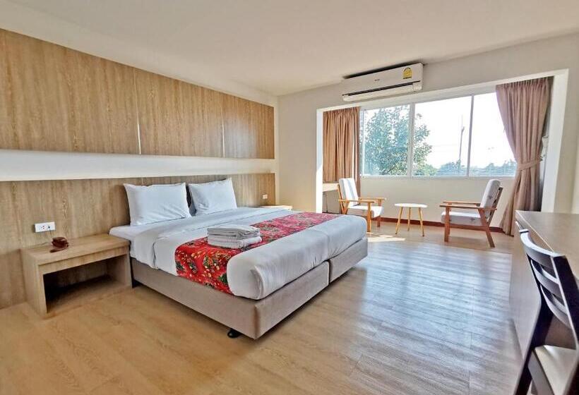 Номер Deluxe, Sea Paradise Hotel Sattahip