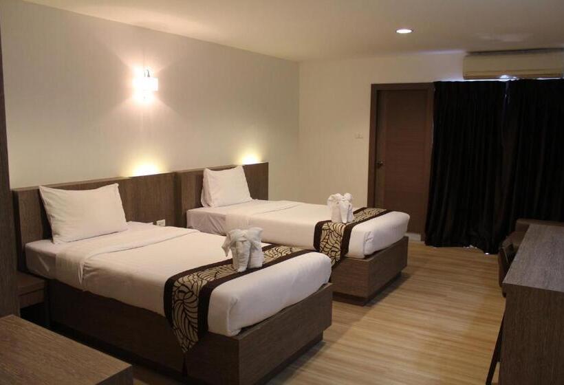 Номер Deluxe, Sea Paradise Hotel Sattahip