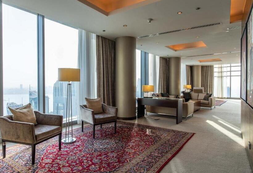 带1个卧室的顶楼公寓, City Centre Rotana Doha