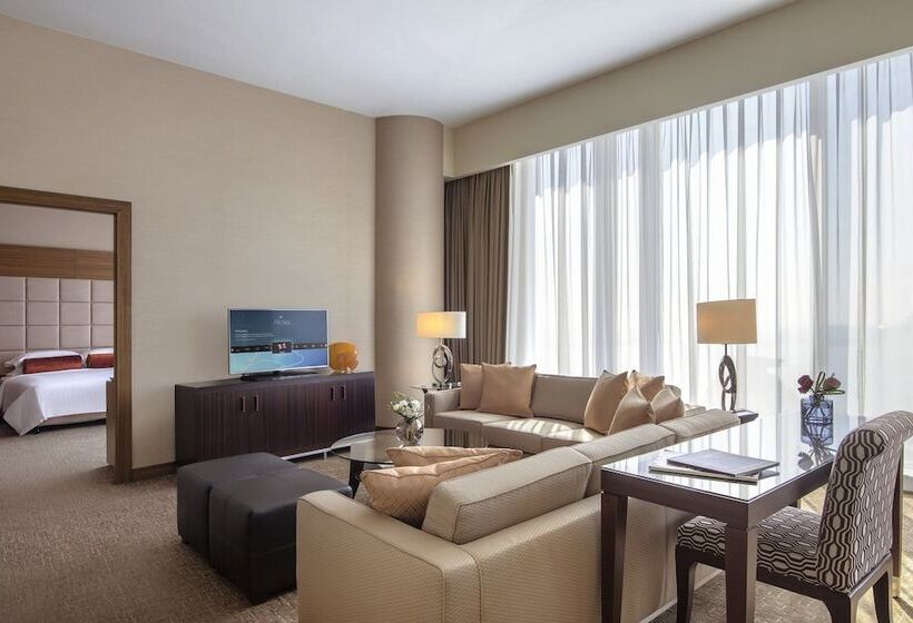 带城市景观带一个卧室的公寓, City Centre Rotana Doha