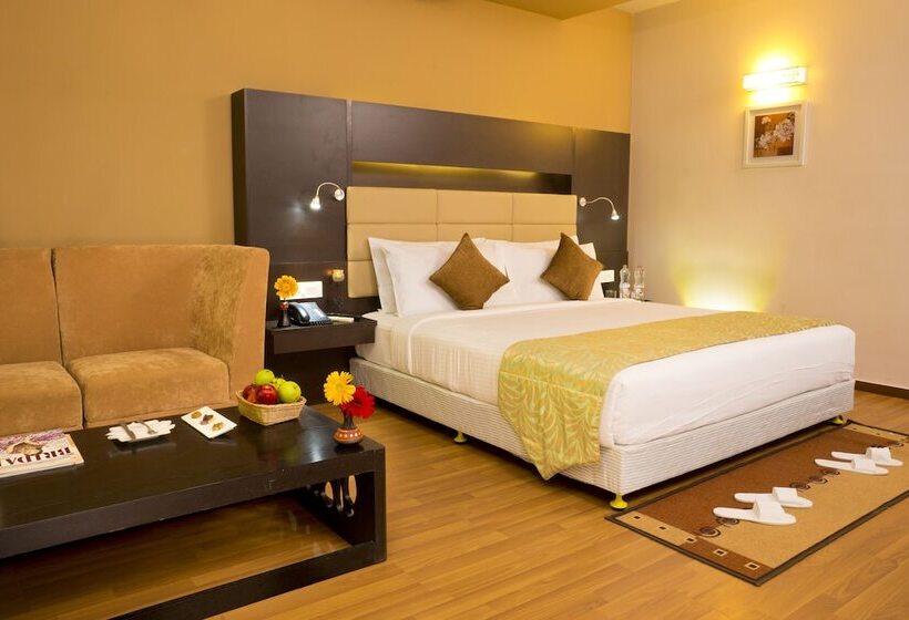 سوییت جونیور, Poppys Hotel Madurai