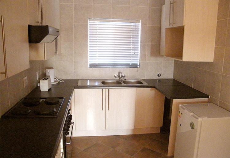 חדר סטנדרט לשלושה, Airport Lodge Guest House
