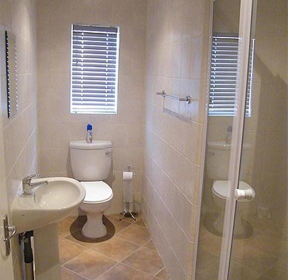 חדר סטנדרט לשלושה, Airport Lodge Guest House