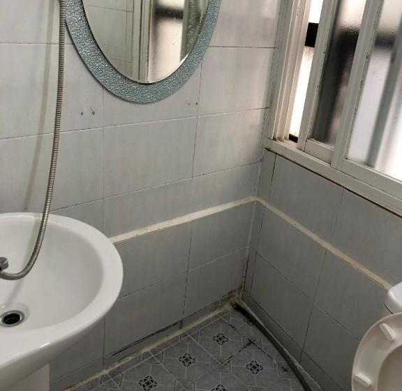 Номер Стандарт, Hostel Metro