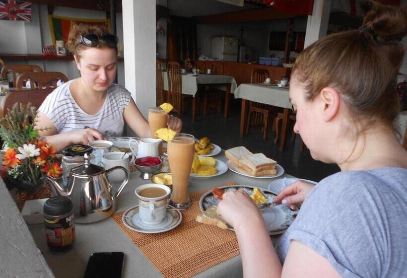Номер Стандарт, Shanith Guesthouse Negombo