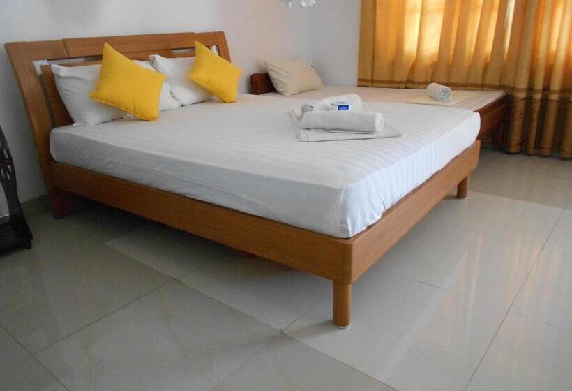 Номер Deluxe, Shanith Guesthouse Negombo