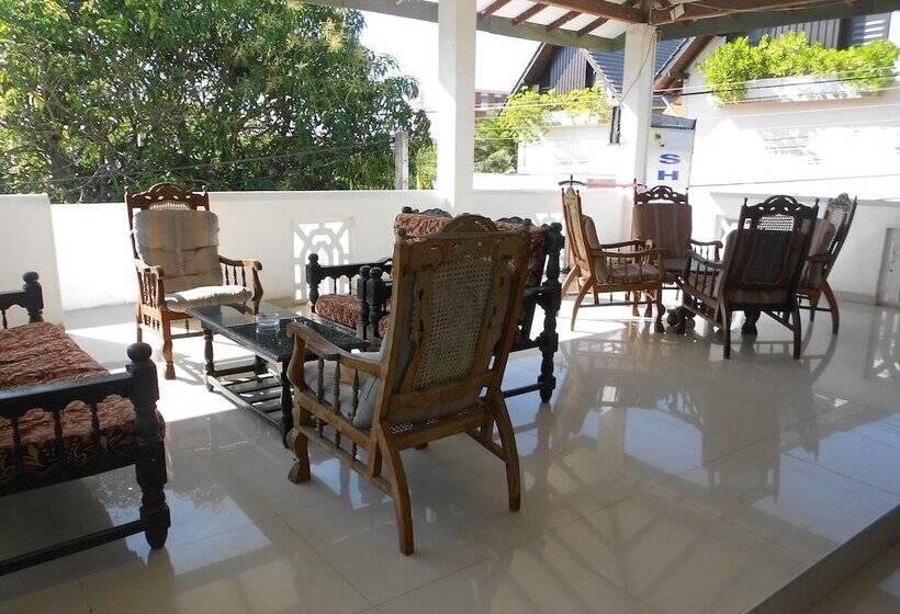 Номер Deluxe, Shanith Guesthouse Negombo