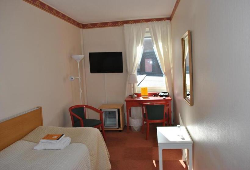 标准单人间, Solsta Hotell