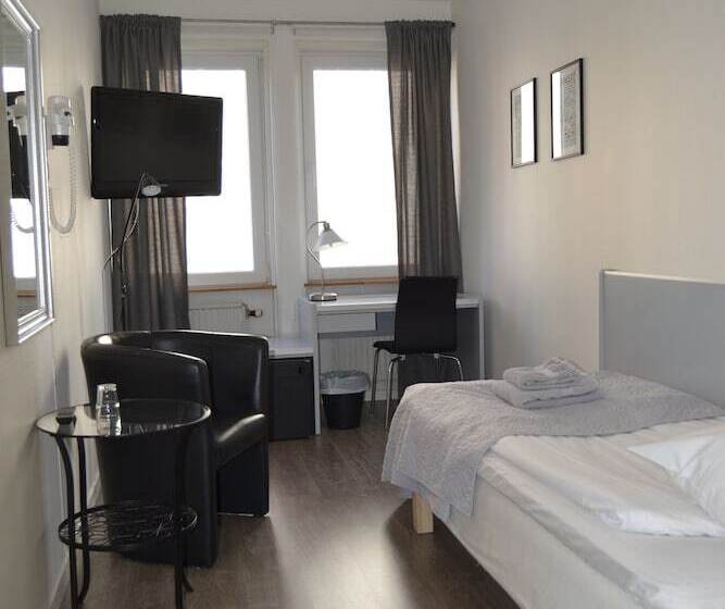 标准单人间, Solsta Hotell