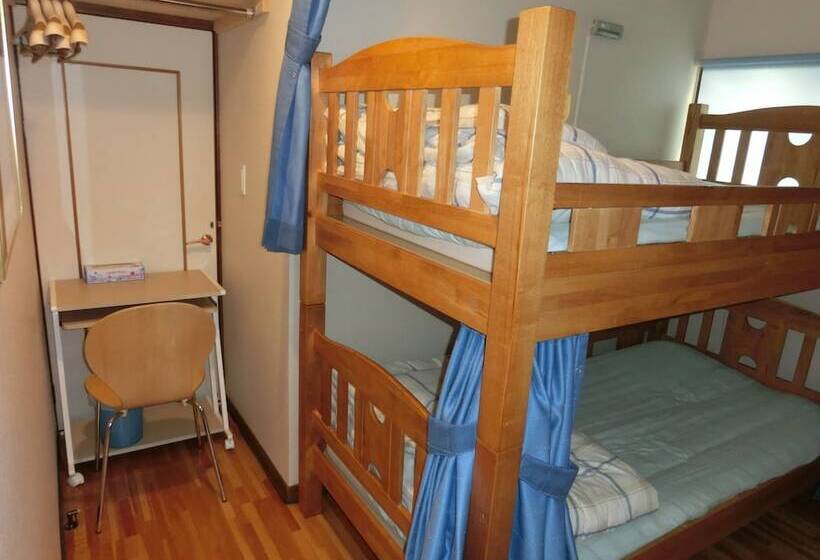 Номер Стандарт с Койками Совместная Ванная, Mt Fuji Hostel Michaels