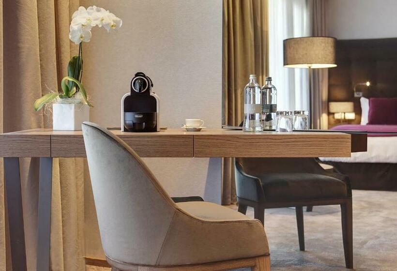 プレミアムルーム, Grand Hotel Campione