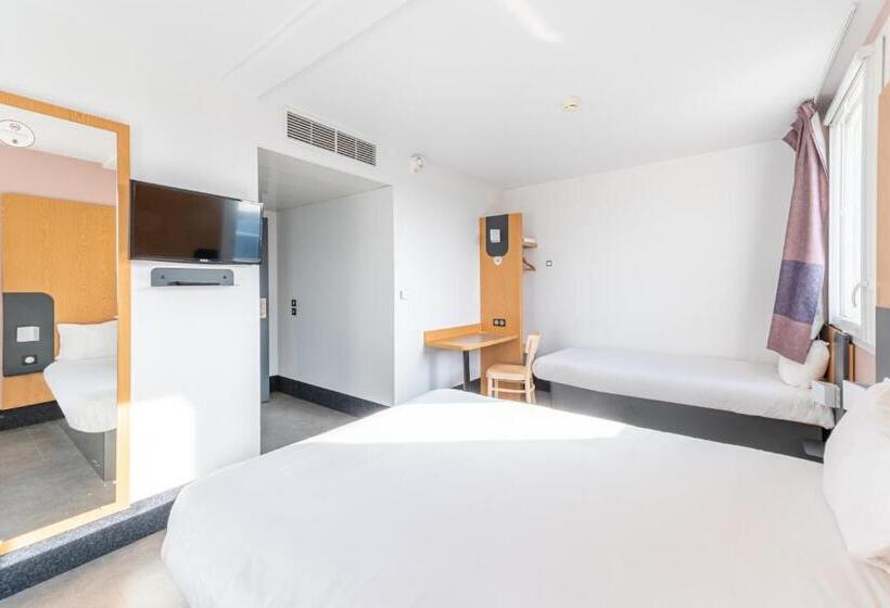 Четырехместный Номер Стандарт, B&b Hotel Lieusaint Carré Sénart