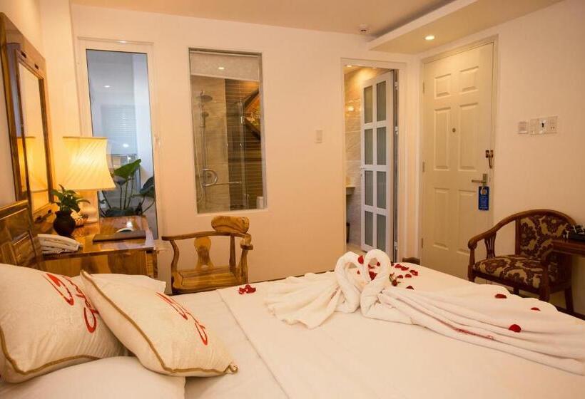 اتاق سوپریور, Rex Hotel & Apartment