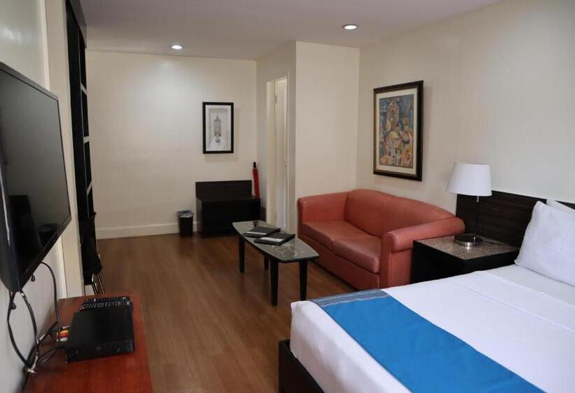 ジュニアスイート, Domicilio Lorenzo