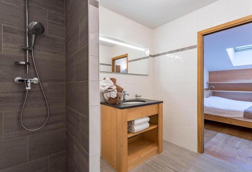 3 Bedroom Duplex Apartment, Résidence Santa Terra