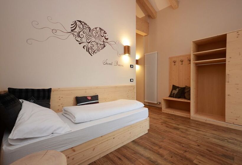 标准三人间, Park Hotel Avisio