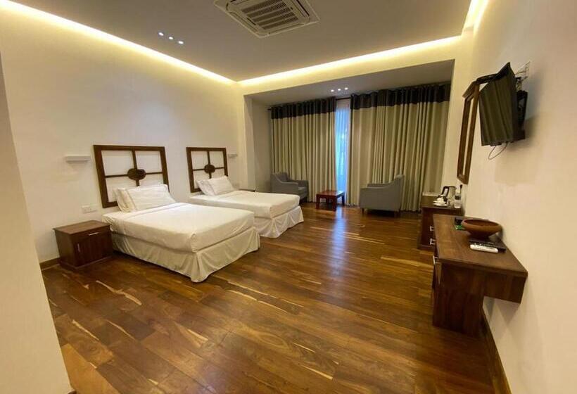 اتاق لوکس, Avasta Resort
