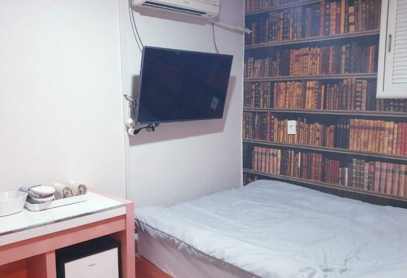 اتاق استاندارد, Oppa Hostel Sinchon Hongdae